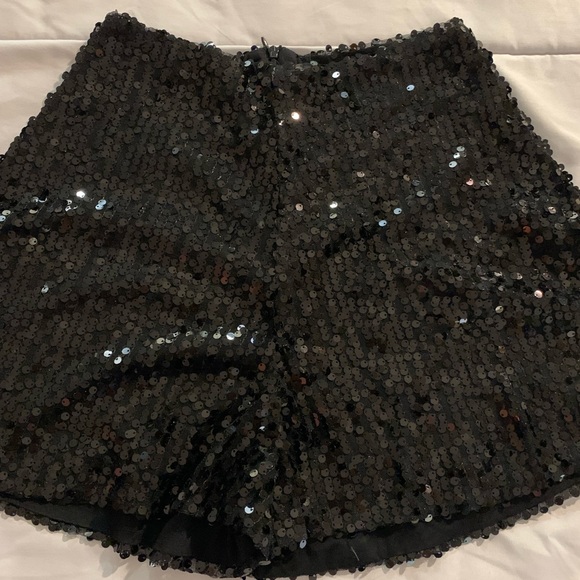 Sequin shorts - Picture 1 of 8